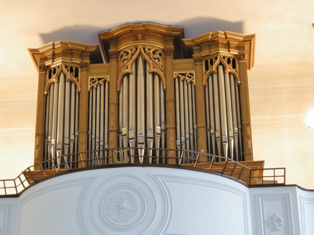 photo de l'orgue de Courchapoix